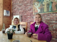 Школьники и педагоги посетили Петропавловский женский монастырь