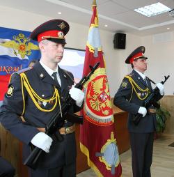 Глава Приамурской митрополии поздравил  выпускников Хабаровского центра профессиональной подготовки УМВД<br />