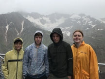 11. Эльбрус нас ждал со своими завораживающими видами. А горы, а воздух!.JPG